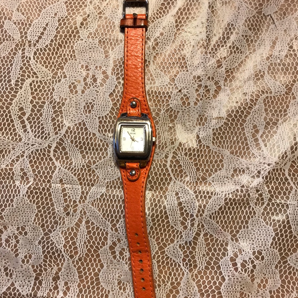 RELIC ORANGE LEATHER WATCH